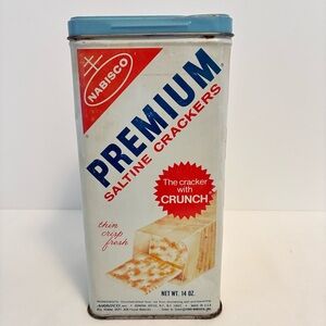 Nabisco Premium Saltine Crackers Tin 1969 Vintage
